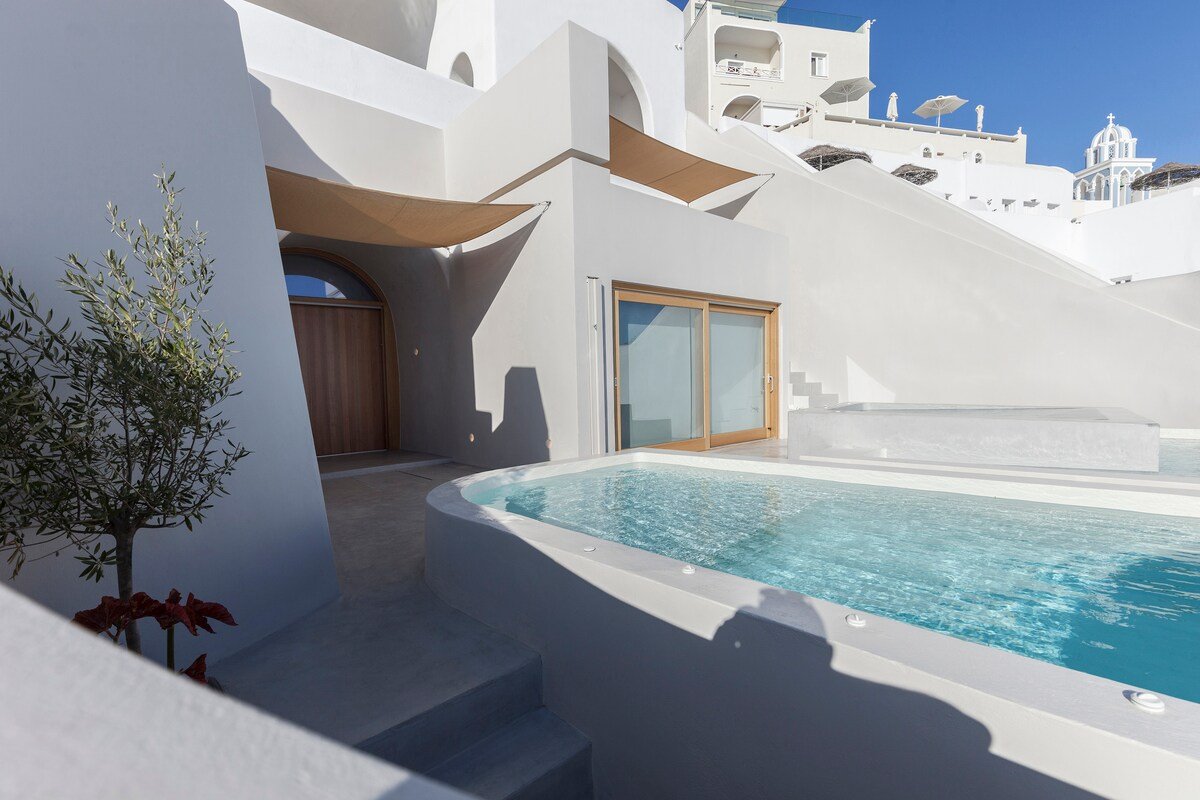 Villa Cave, Heated private pool, Caldera view gallery image 4