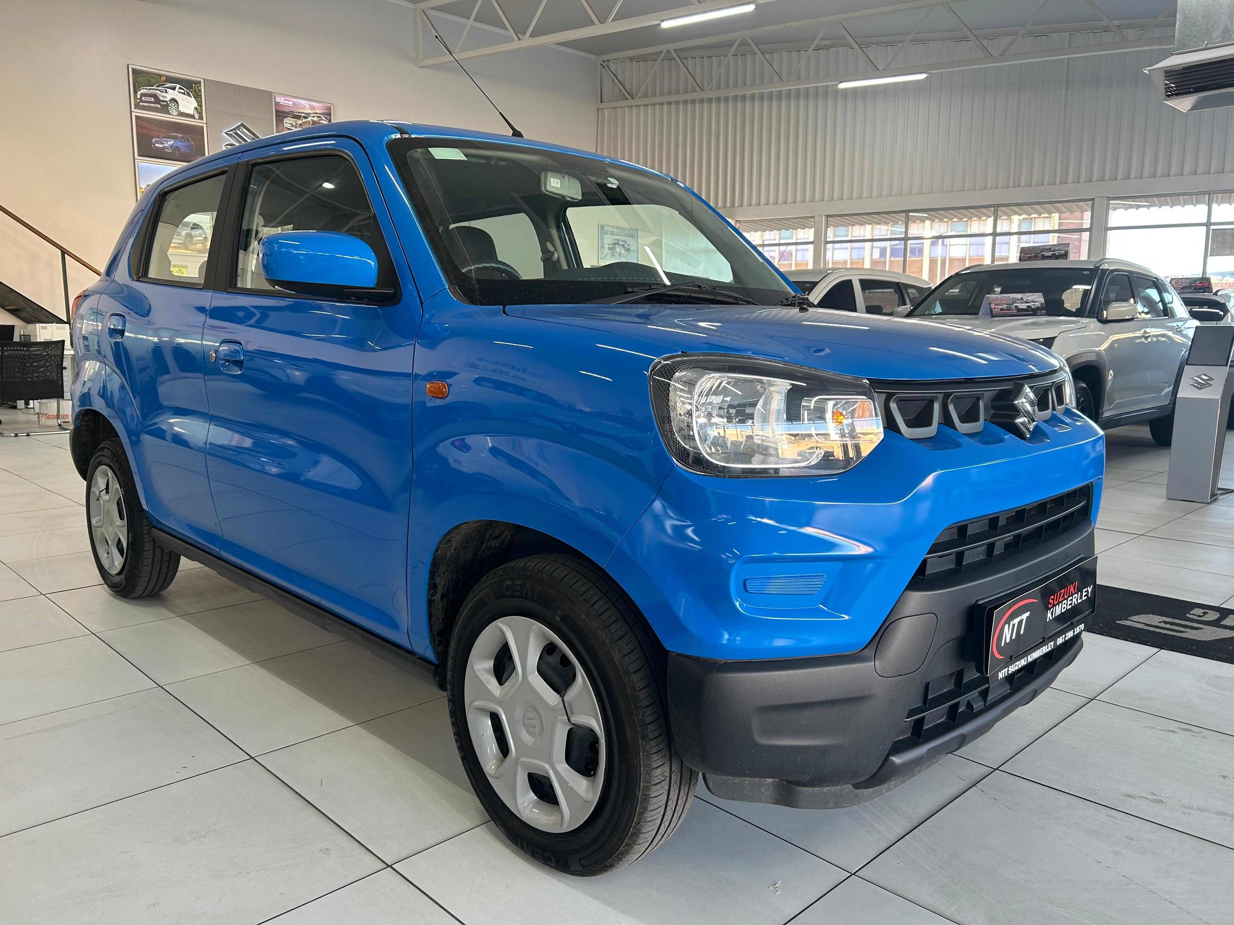 SUZUKI S-PRESSO 1.0 GL AMT for Sale in South Africa