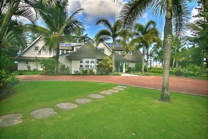 Oceanfront Dolphin House Hanalei gallery image 4