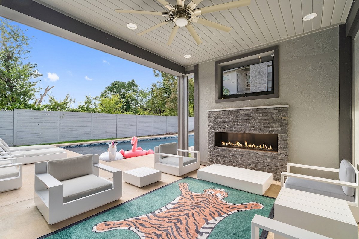 ModernOasis HOT TUB|Pool-10 Mins LoveField Airport gallery image 2