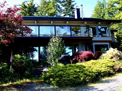 The Applebnb • 3 Bedroom Main House