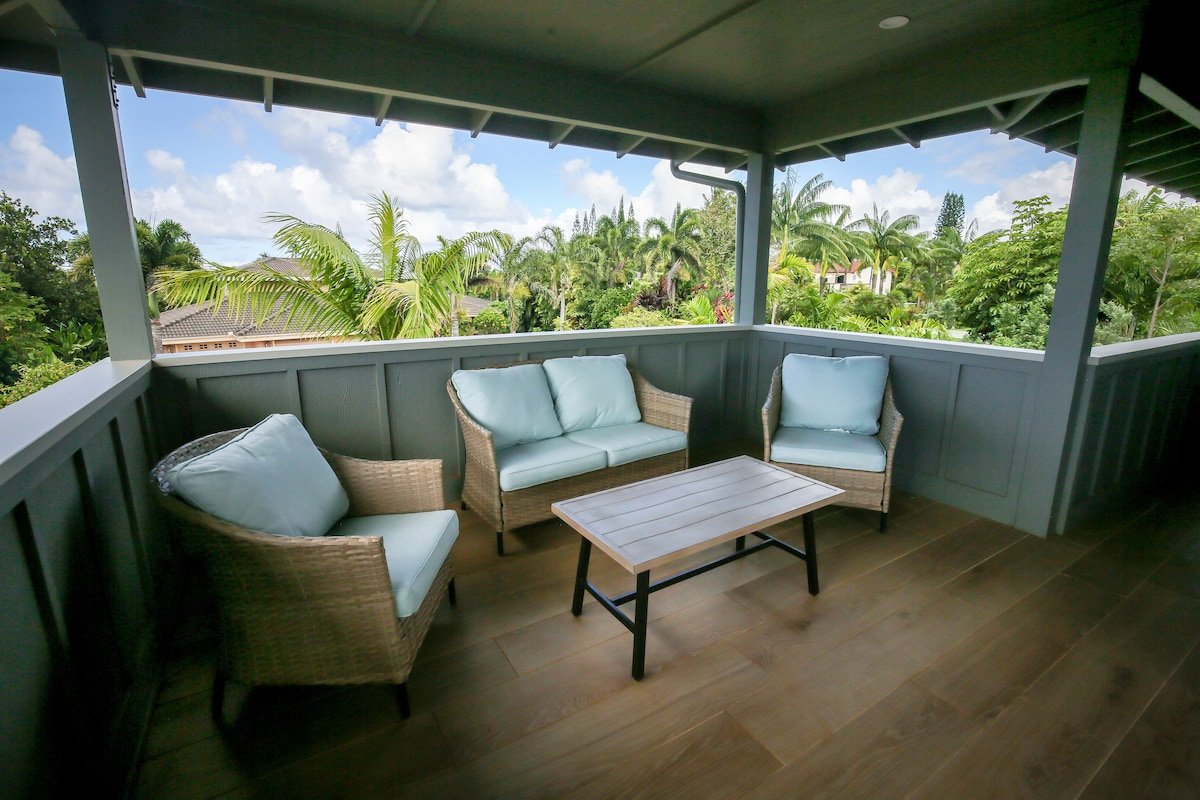 Queens Bath House, 100 steps to Trailhead gallery image 4