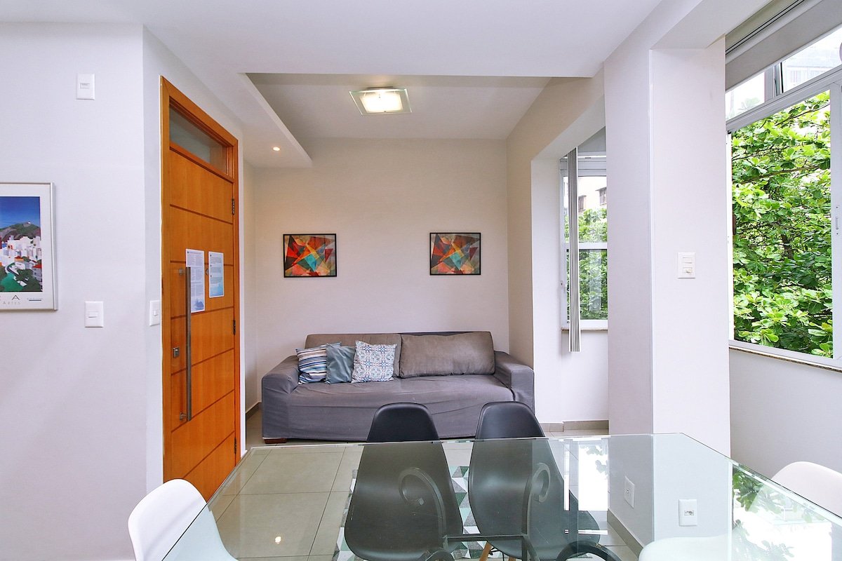 Apartment 3 bedrooms 2 minuteswalking to the beach gallery image 5