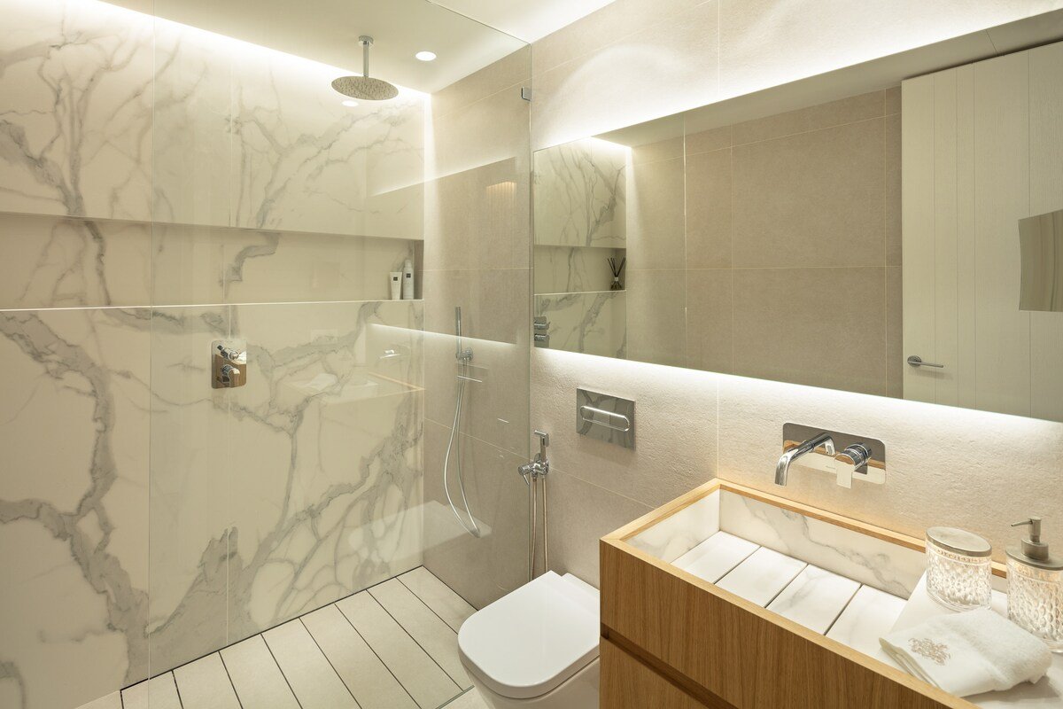 Amazing Modern Villa gallery image 5