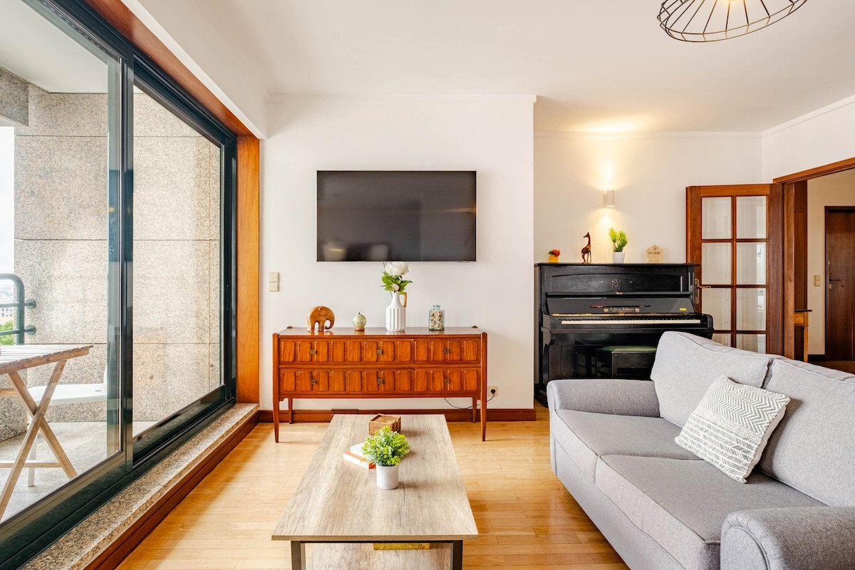 Espaço e conforto no coração do Porto gallery image 2