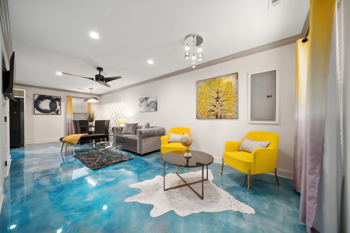 Beautiful Sophisticated Boutique B gallery image 5