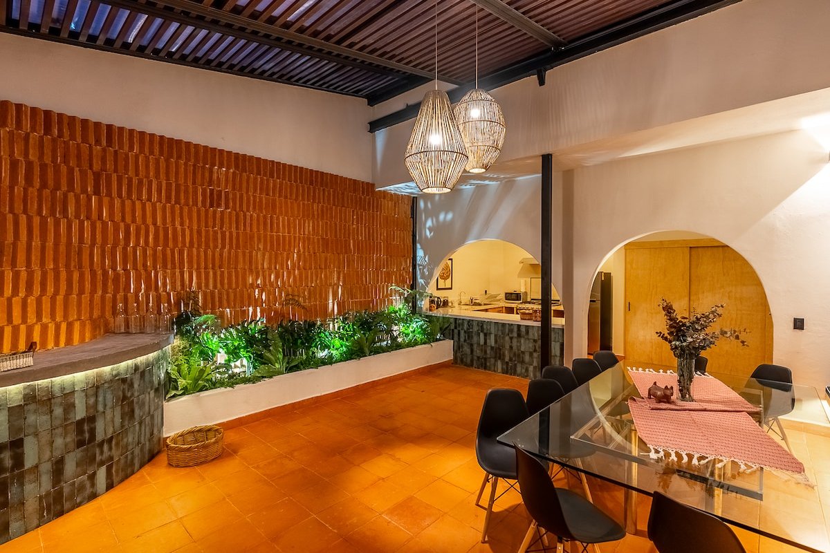 Mexican Desgn Villa Pvt. Roofgardn (A/C ALL Bdrms) gallery image 3