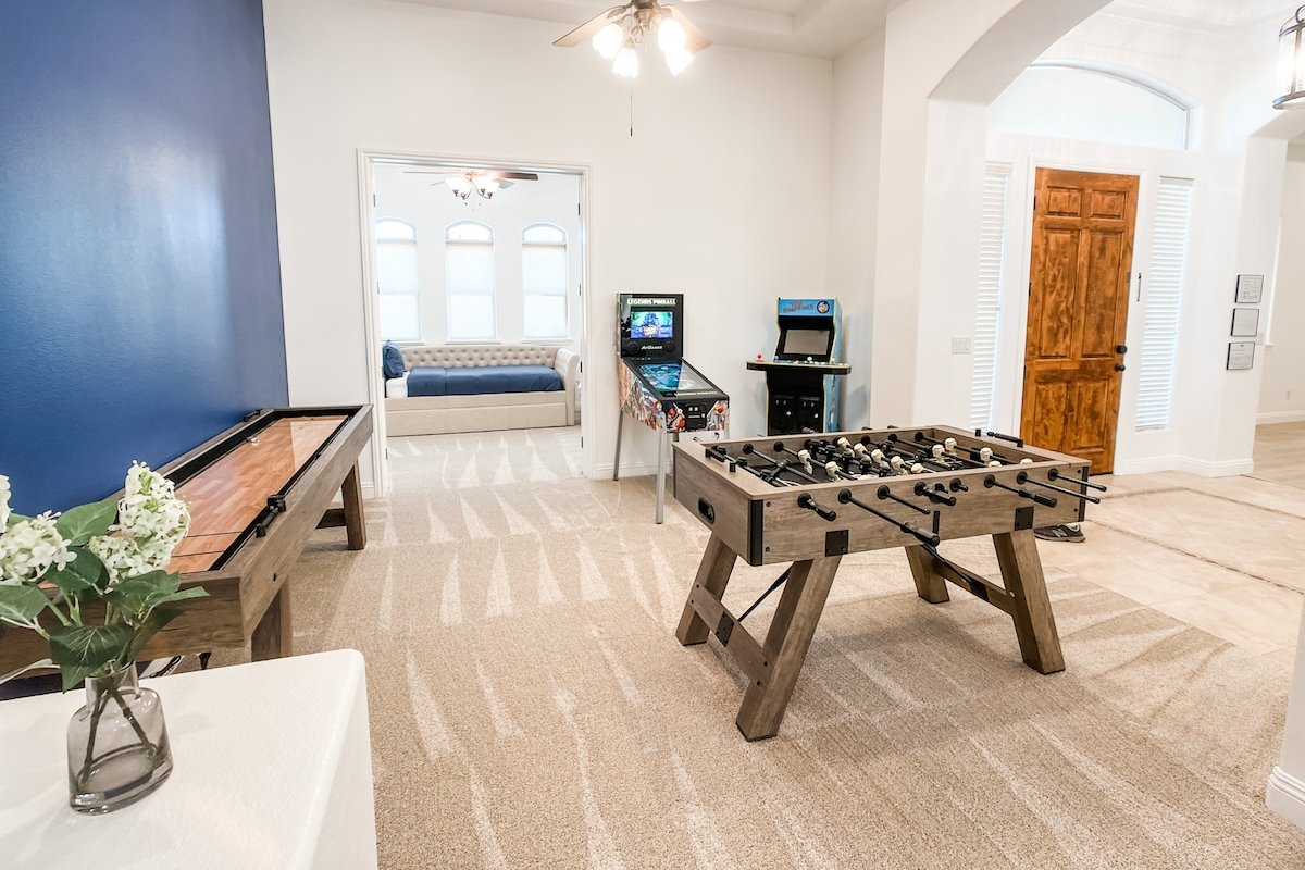 Paradise Backyard, Pool, Basketball Court, Games+! gallery image 5