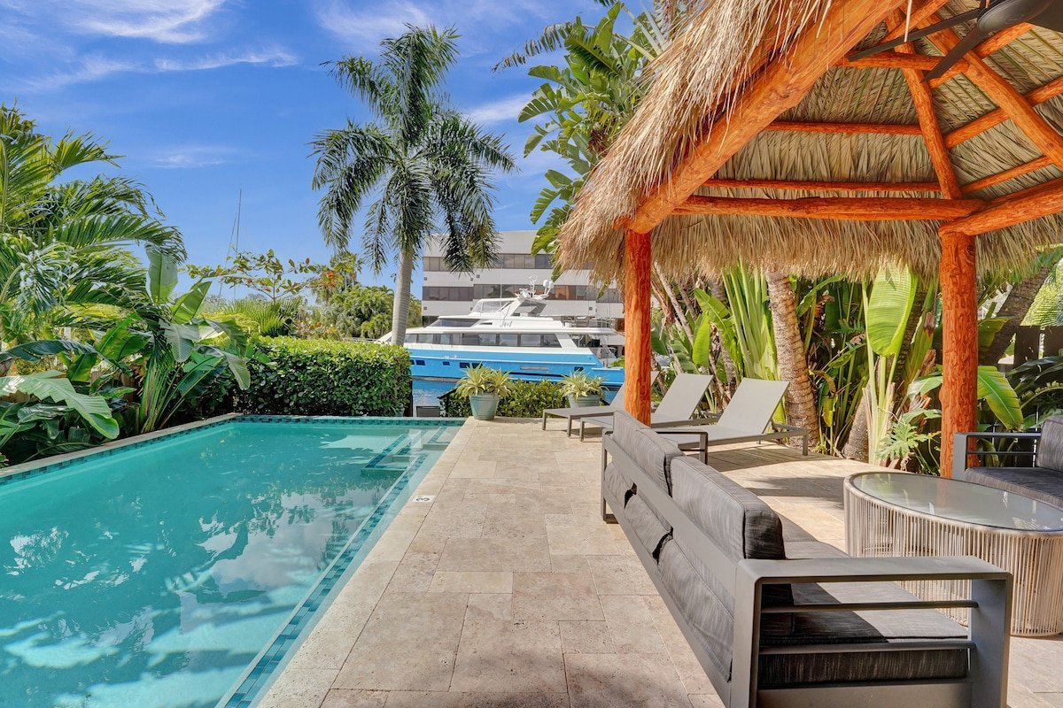 LAS OLAS ISLES Poolside Palms w/ DOCK – 5BD/4.5BTH gallery image 4