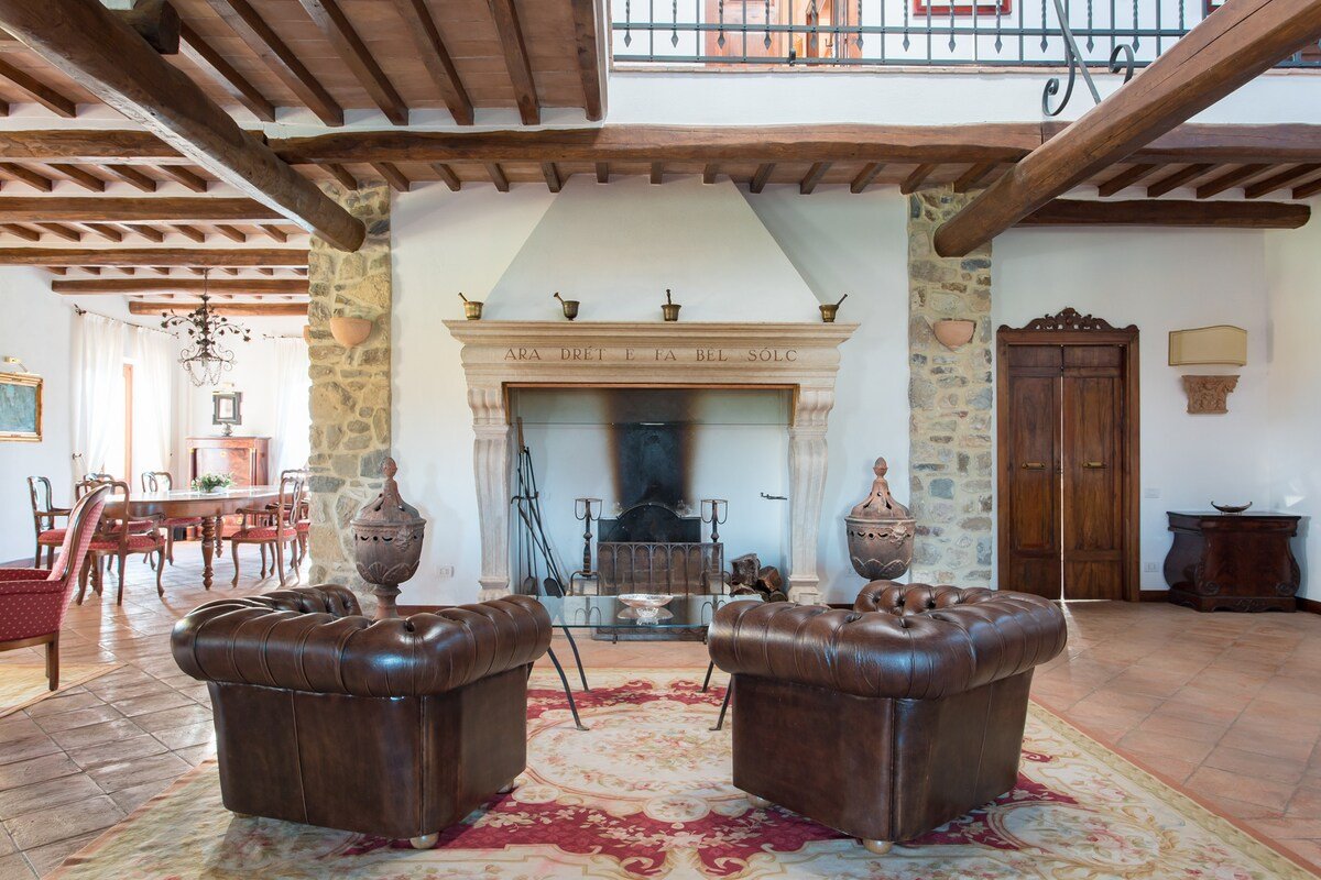 Villa Barbi: Luxury Retreat in Umbrian Vineyards gallery image 2