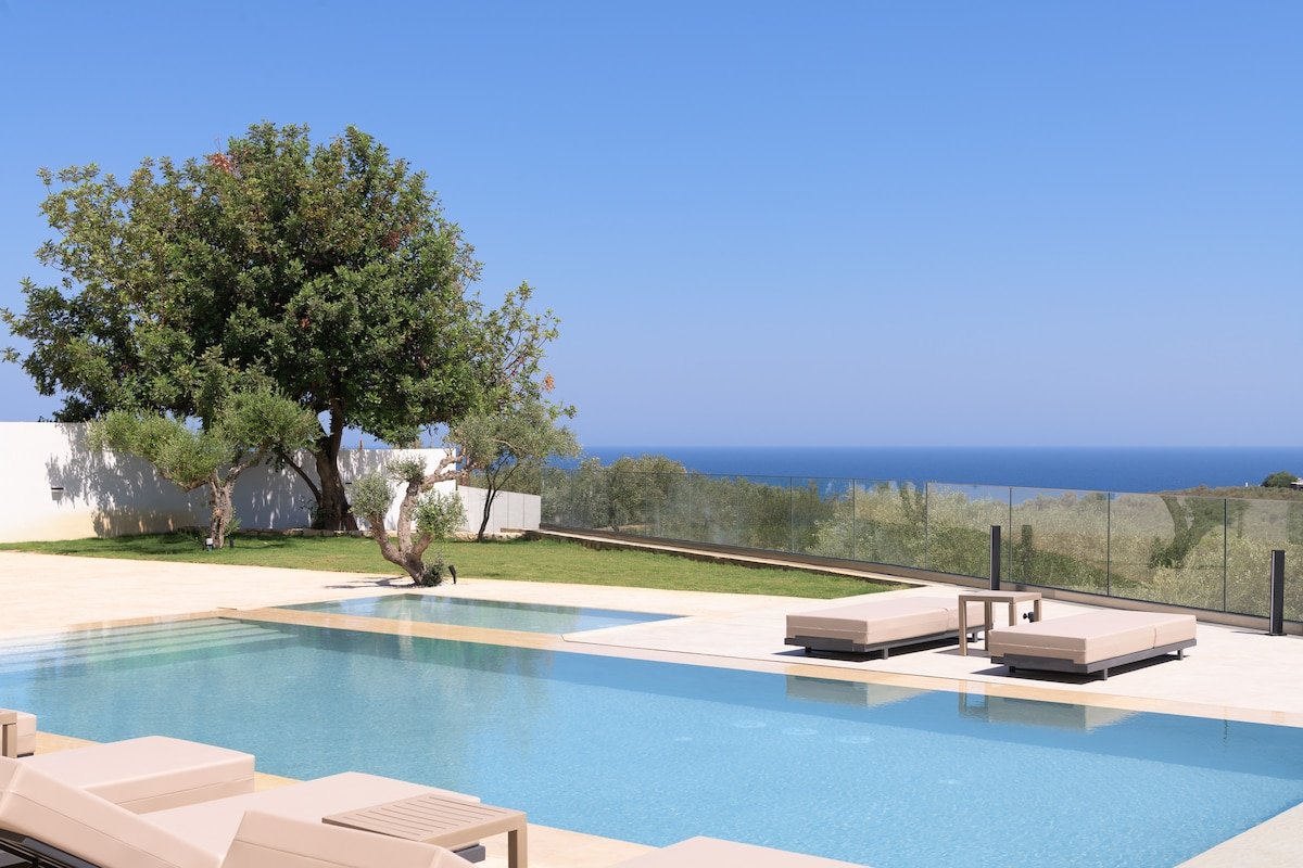 Elia Villa, with Pool, SeaViews & Iconic Design gallery image 3