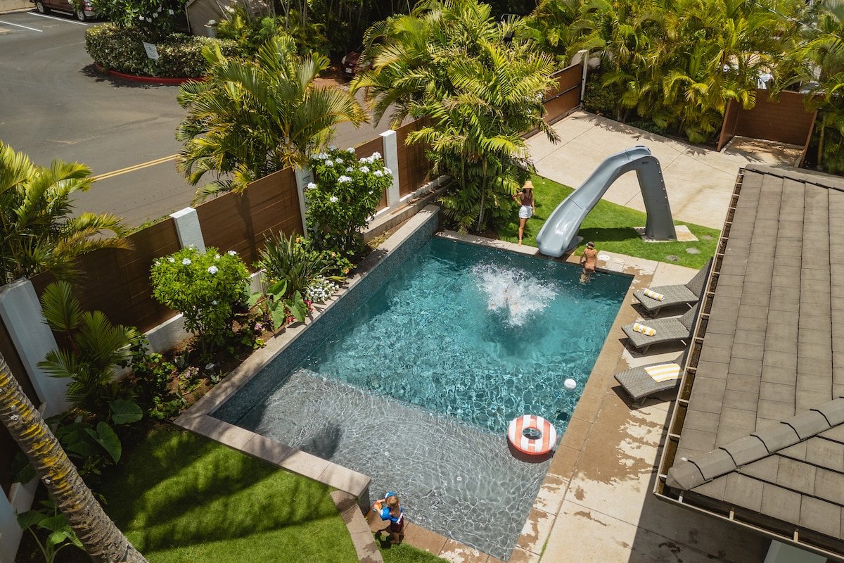 Just Steps from Maui’s Best Beach! Pool and slide