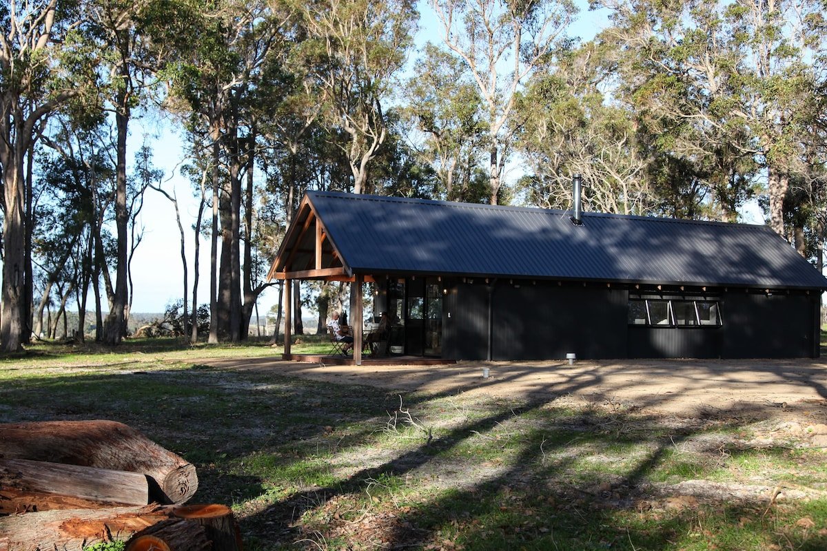 Littlewood Chalet, new Private & Peaceful Haven gallery image 3