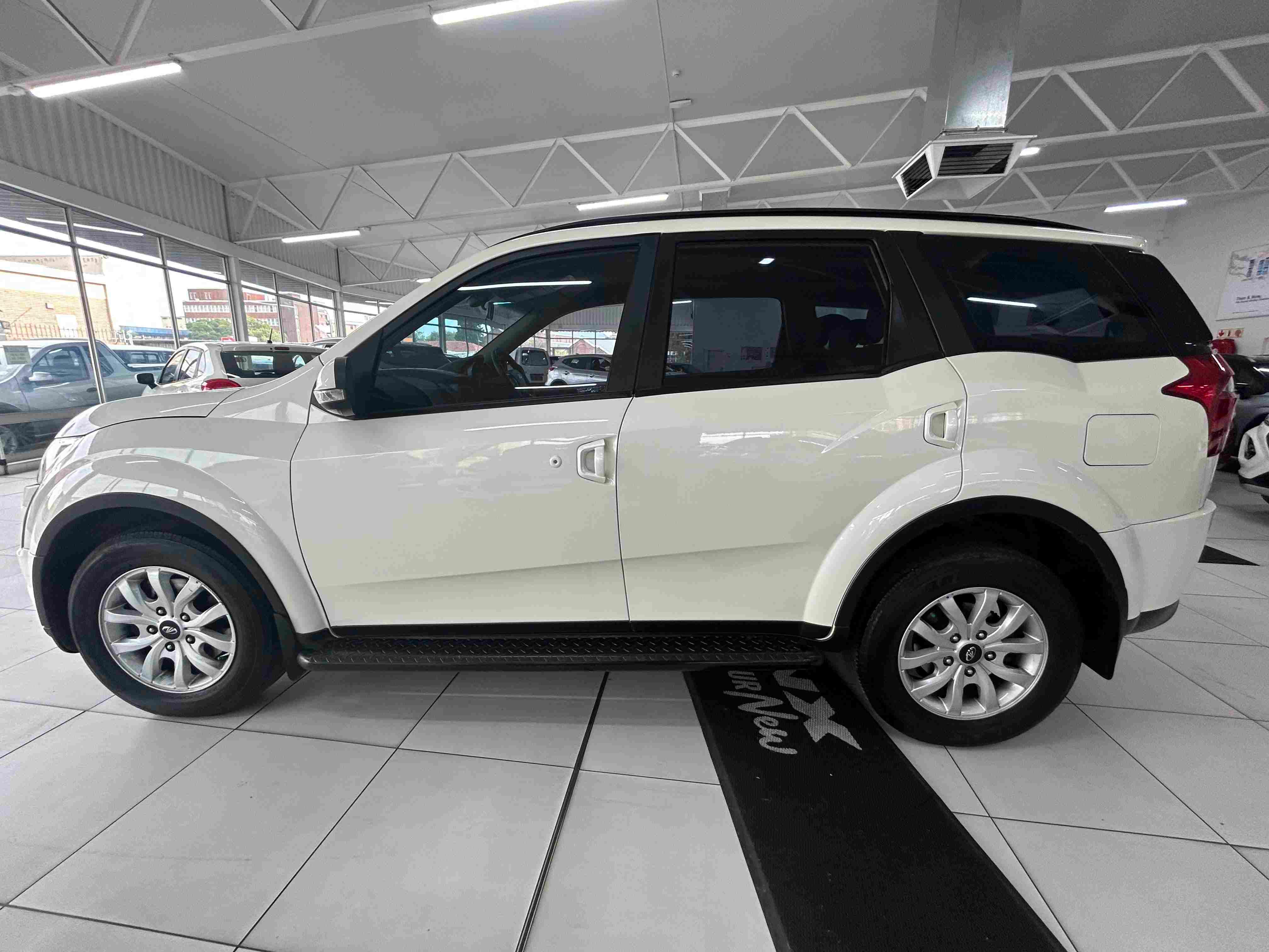 Used car gallery