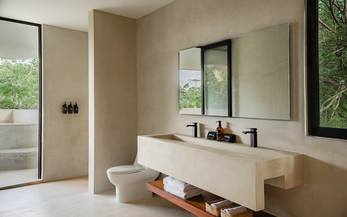 7BR Jungle Villa • Pools • Pickleball • Near Beach gallery image 4