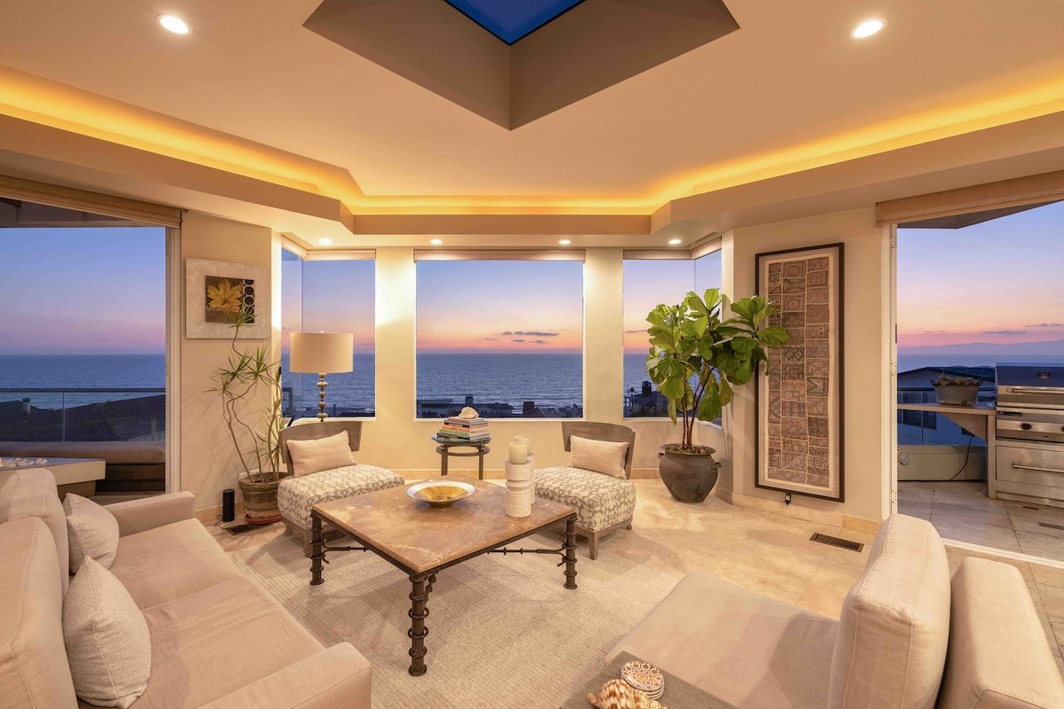 Stunning Manhattan Beach Panoramic Ocean View Home gallery image 2