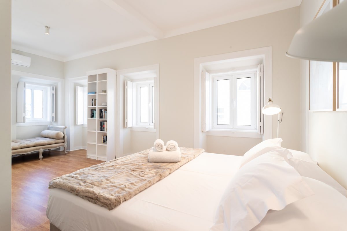 MY LX FLAT Charming in Cascais gallery image 5