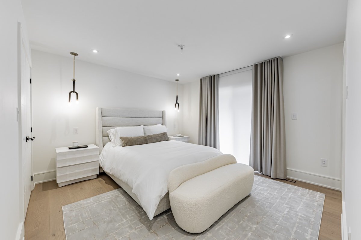 Design & Comfort-Stunning Modern 3 BD/4 Bath home gallery image 5