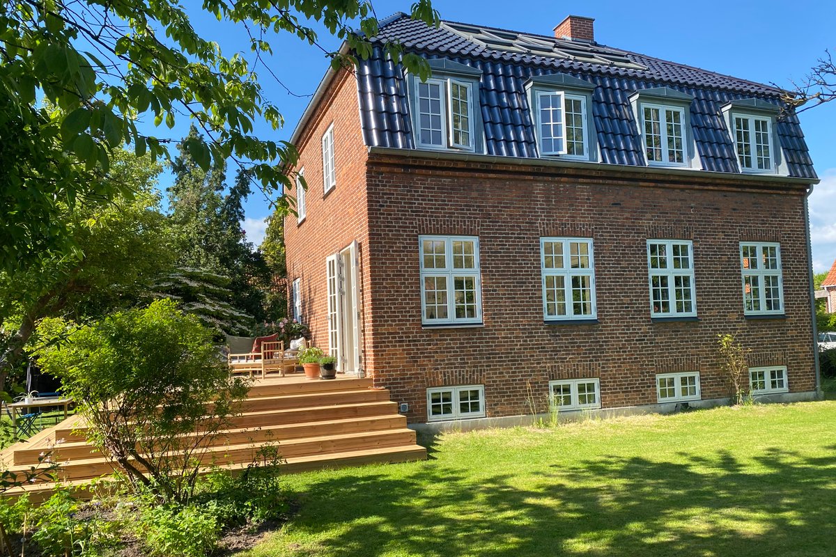 Spacious and cosy family villa close to everything