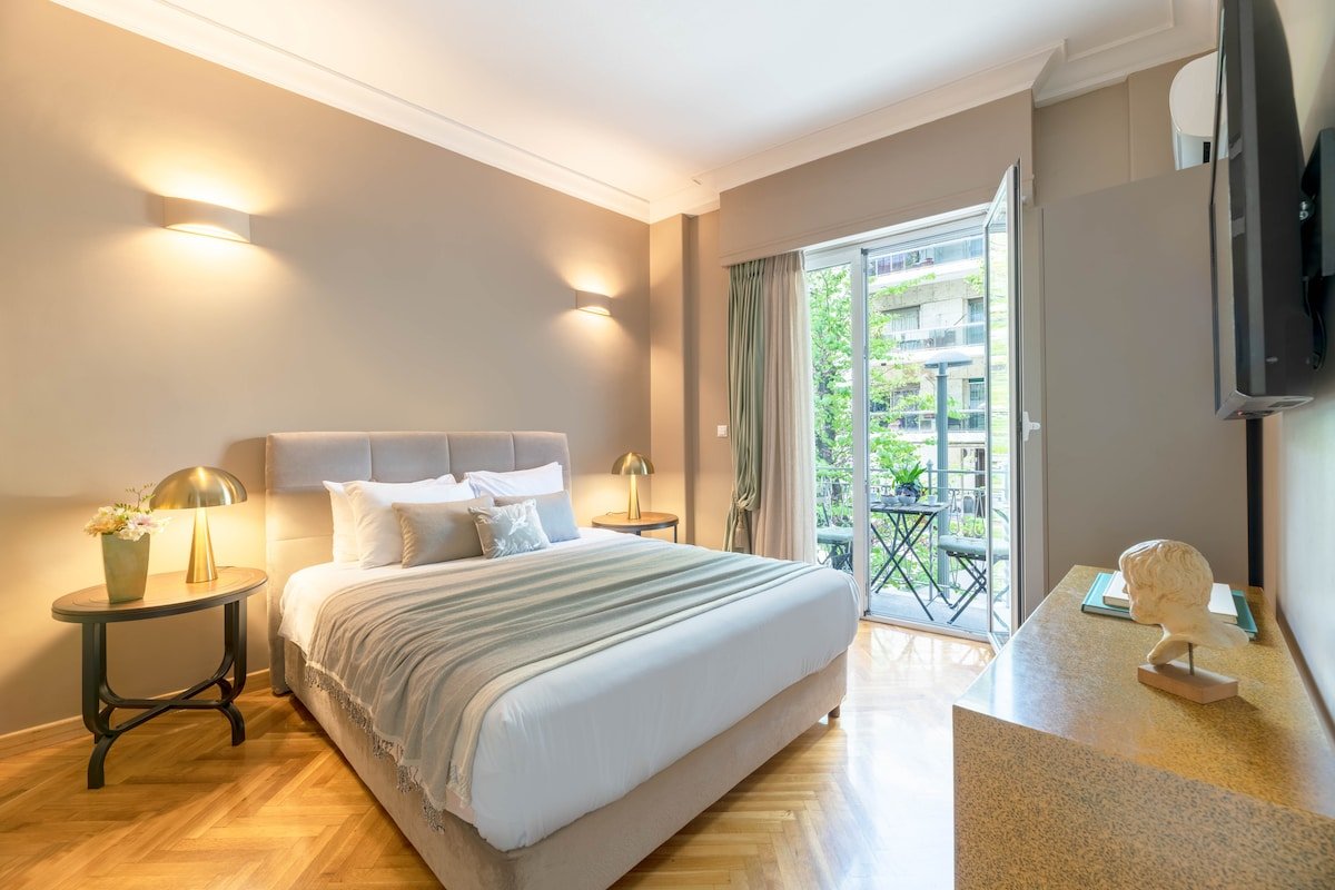 Exclusive Acropolis 4BDR Large Residence gallery image 5