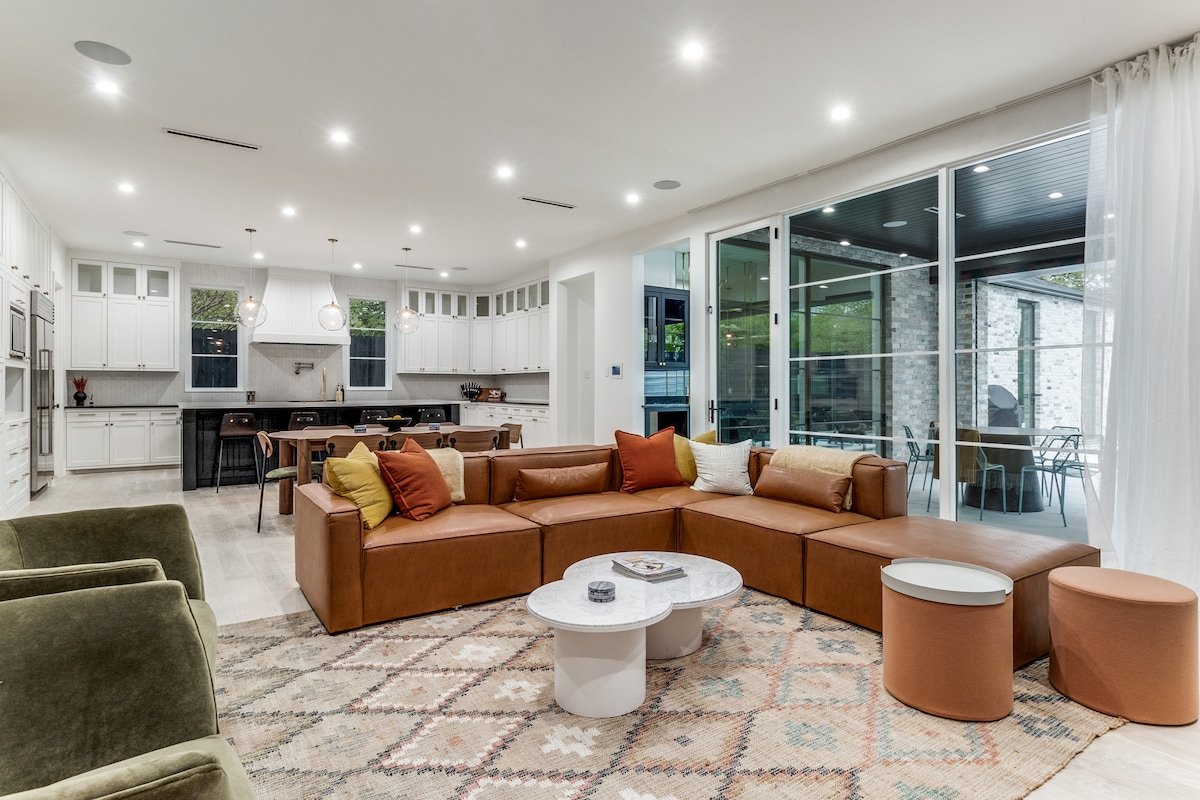 Lover’s Lane Mansion gallery image 3