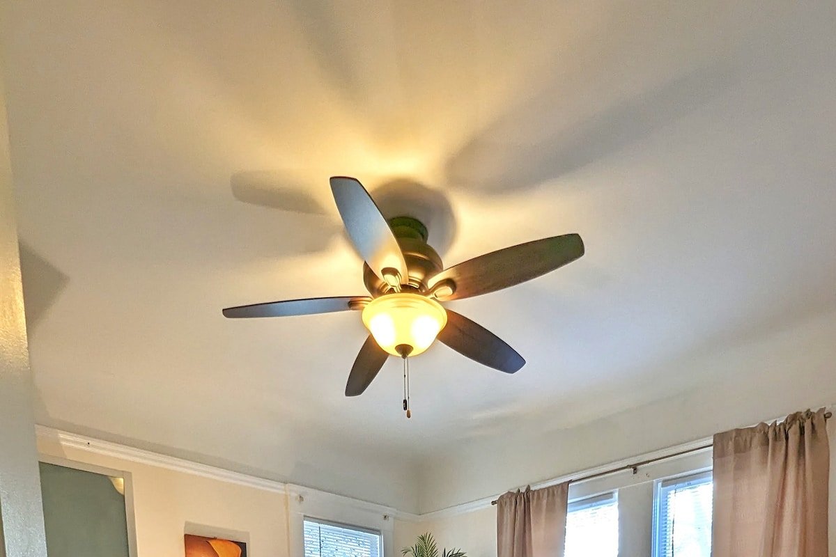 Large 3BR SF Home! Families, Friends or Colleagues gallery image 5