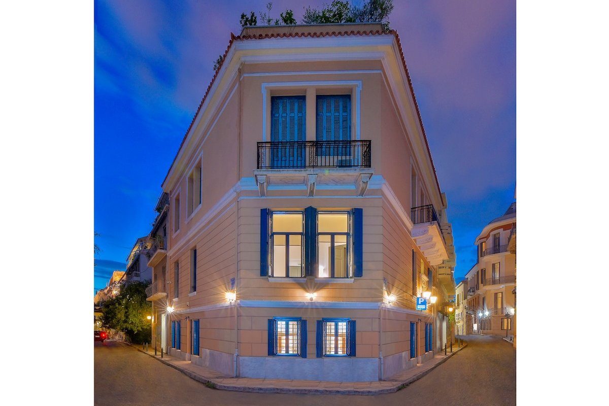 Art Pantheon Residence (4 Bdr) • Acropolis area gallery image 2