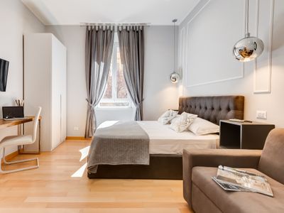 Vatican Prestige Apt 3 Bedrooms & 2 Bathrooms