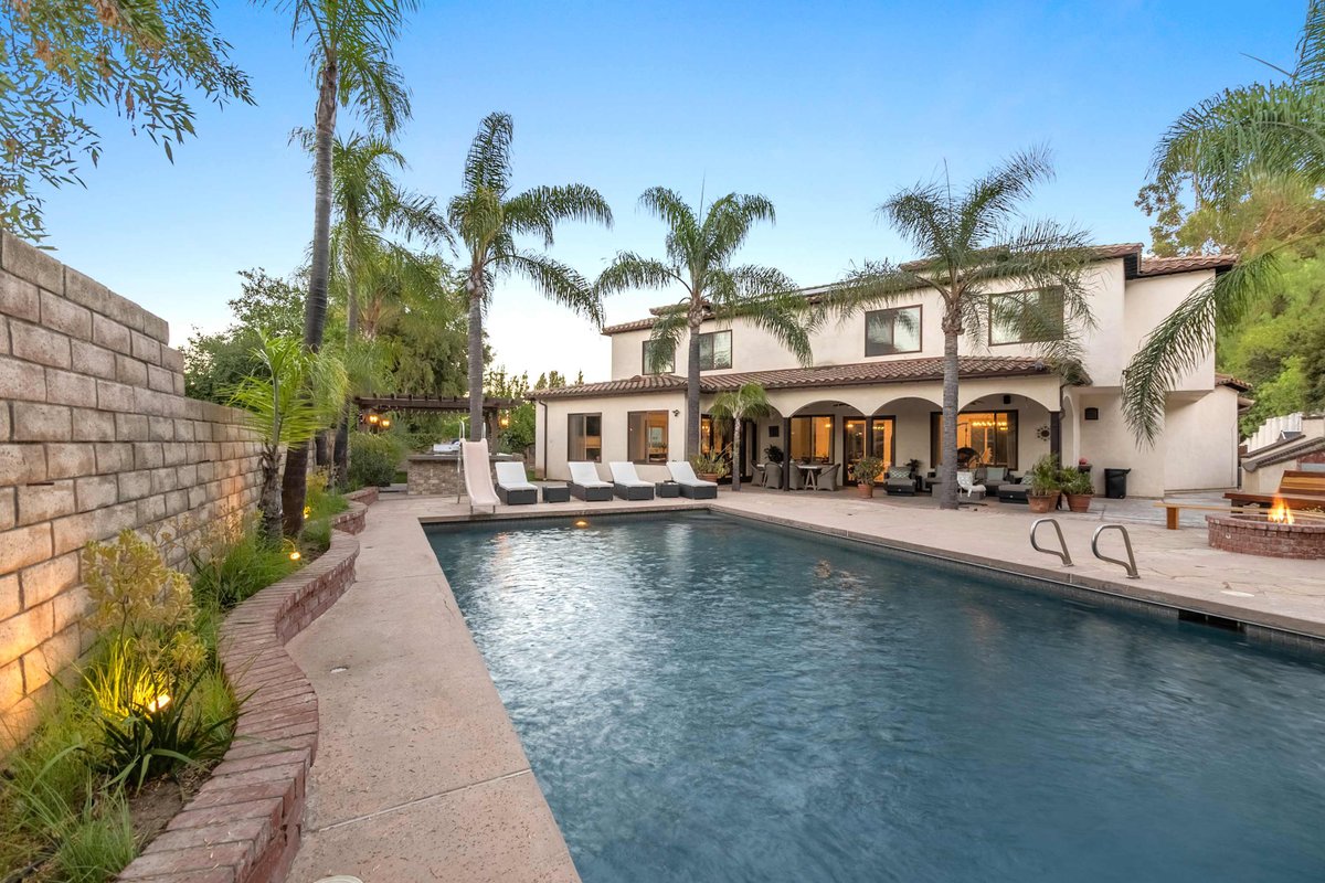 *Private Water Park* Hidden Cave! Outdoor Ktchn!