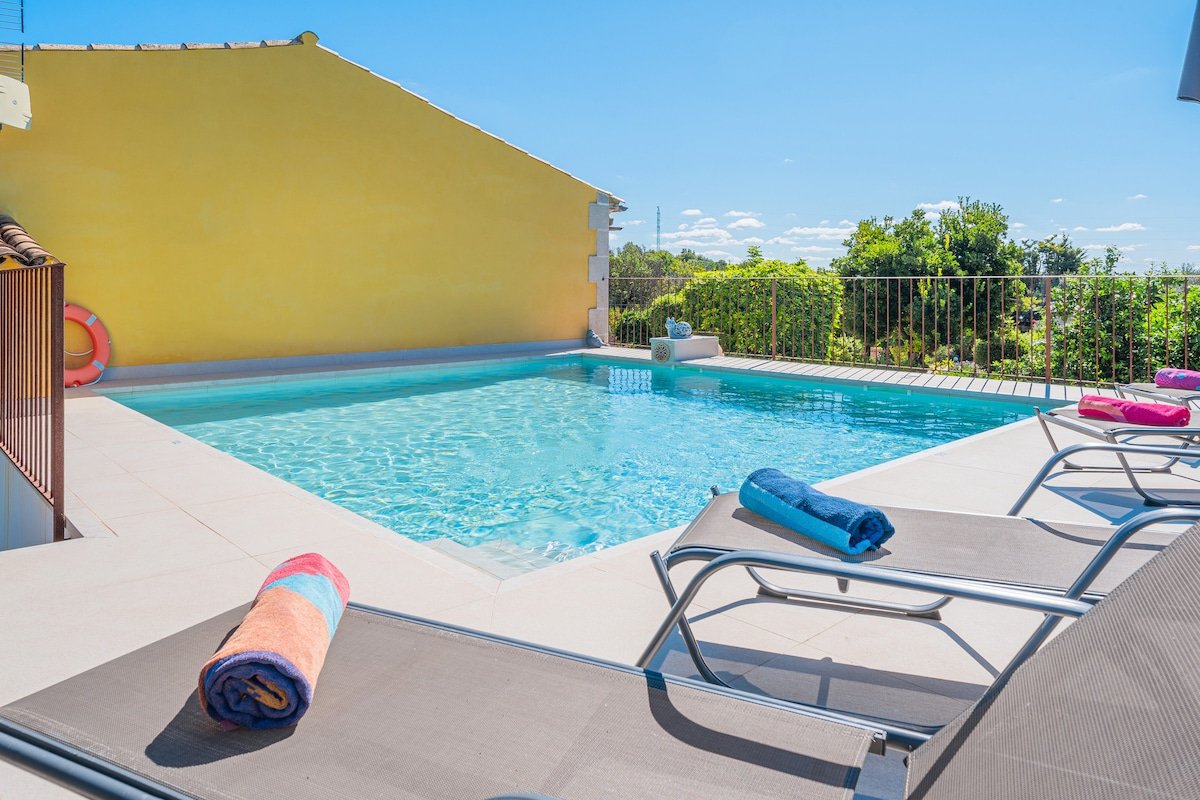 Son Serra gallery image 2