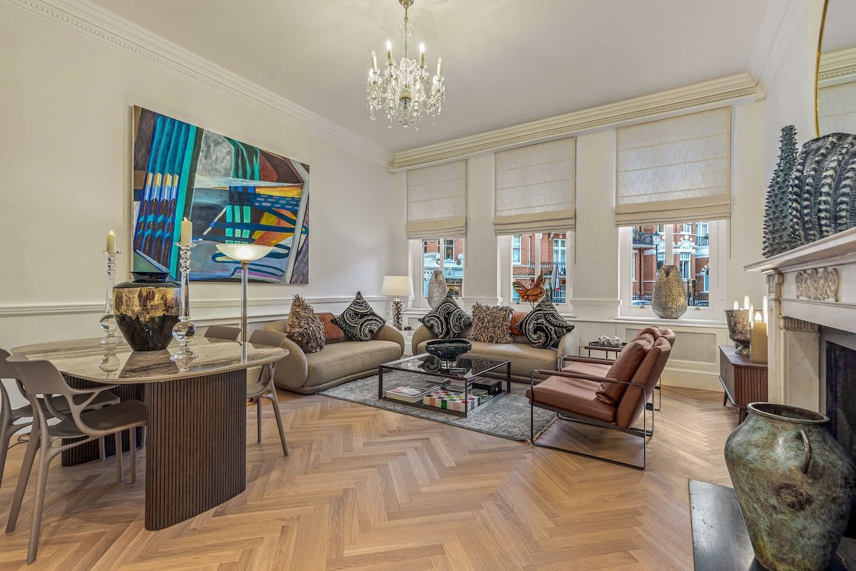 The Gallery – Kensington gallery image 3