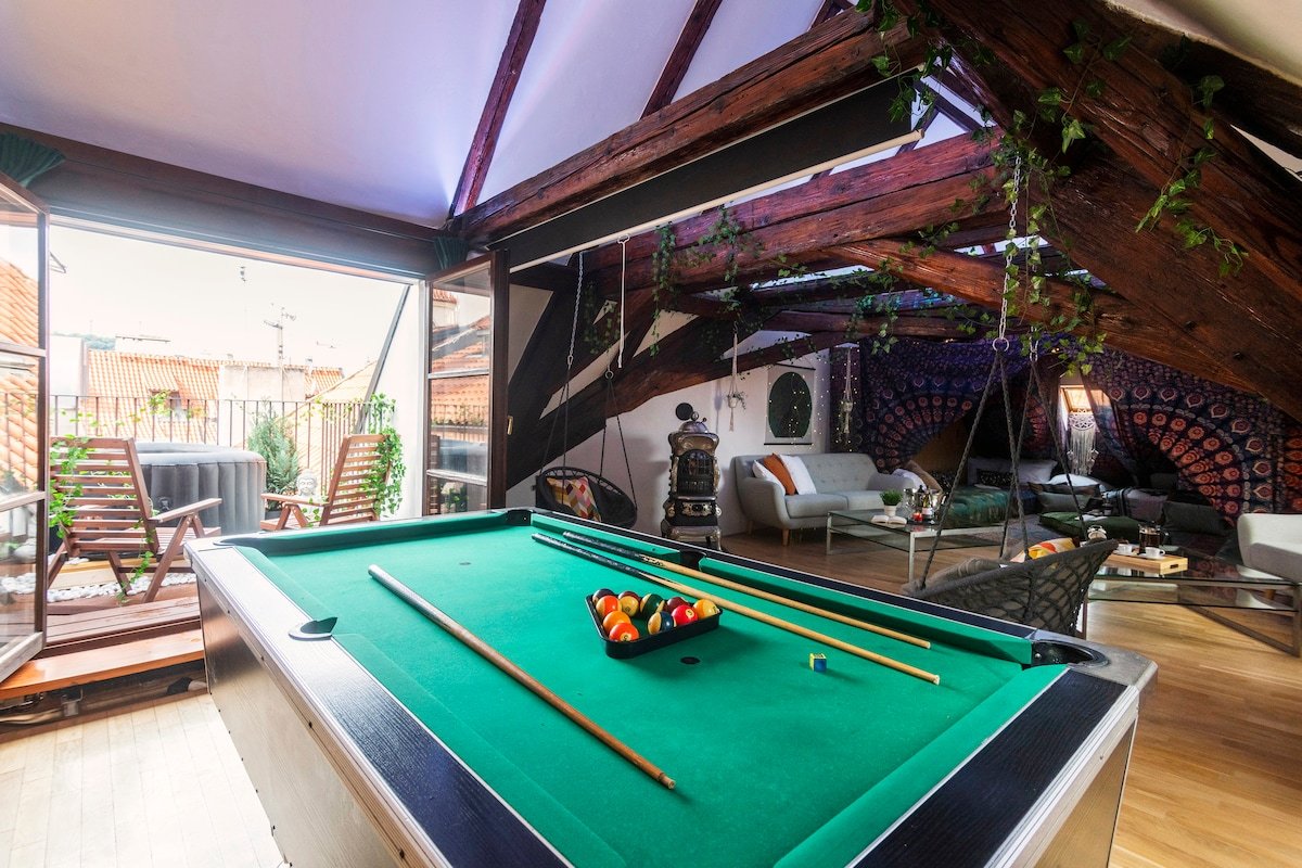 Fairytale Duplex Billiard Home cinema in old town gallery image 2
