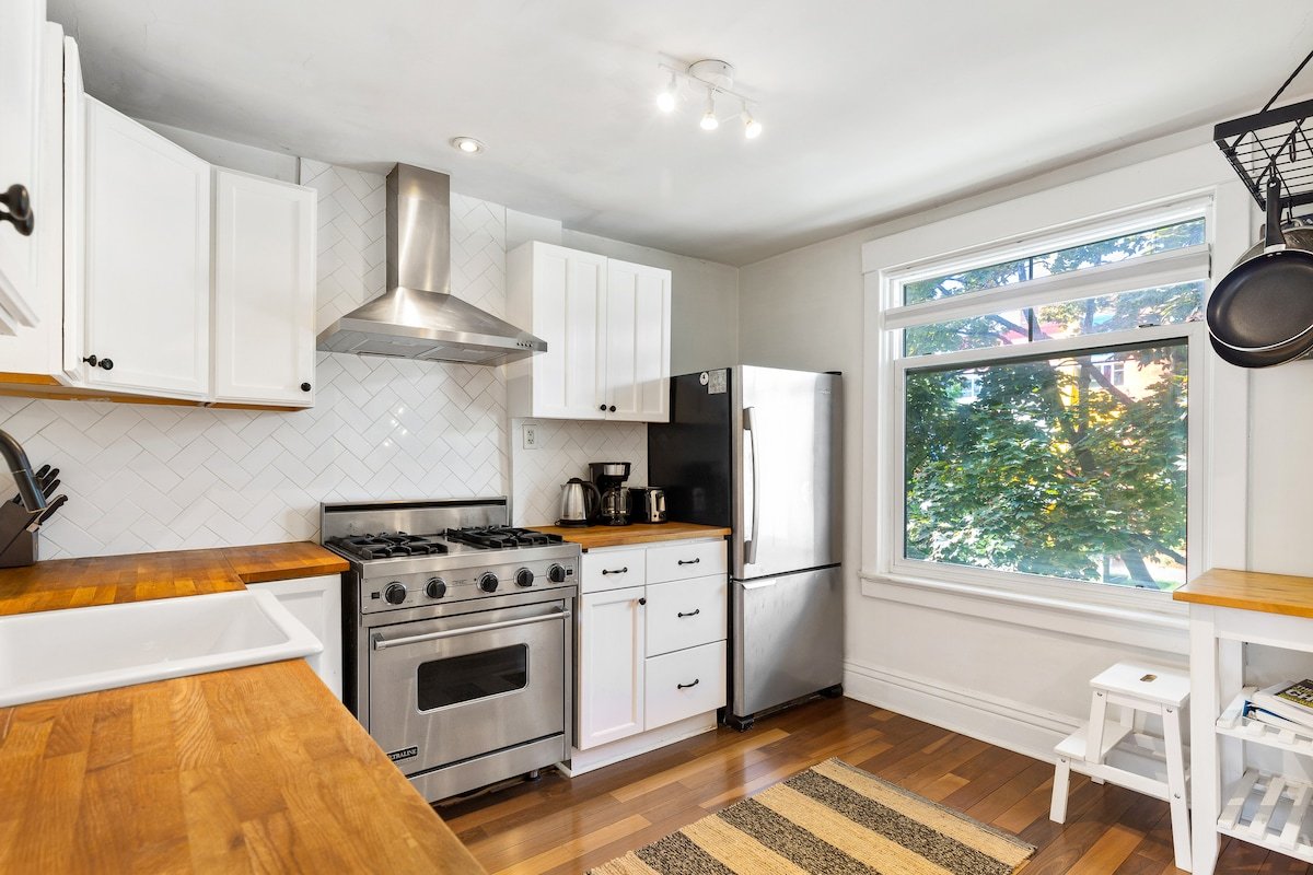 Historic Edwardian Gem in Downtown Toronto gallery image 3