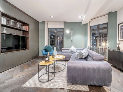 Stylish 2-Bed in the Heart of Soho & Carnaby St
