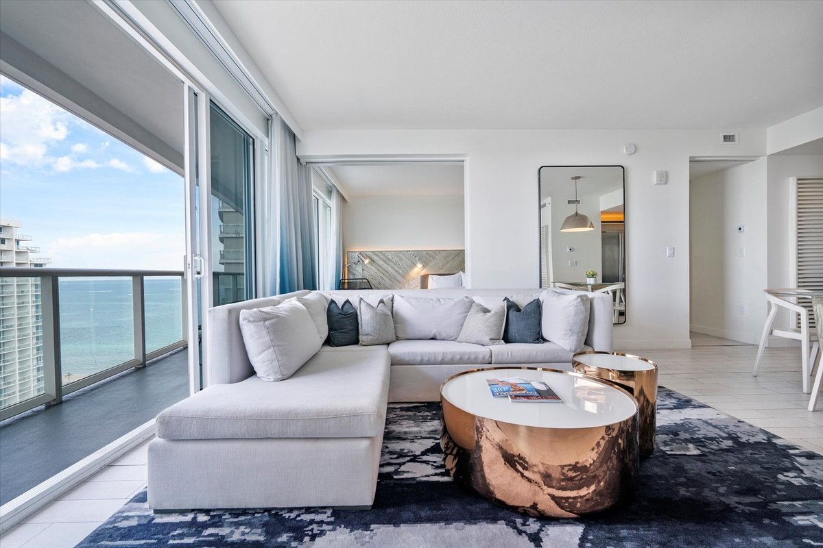 Luxury 2BR Condo w/ Ocean & City Views