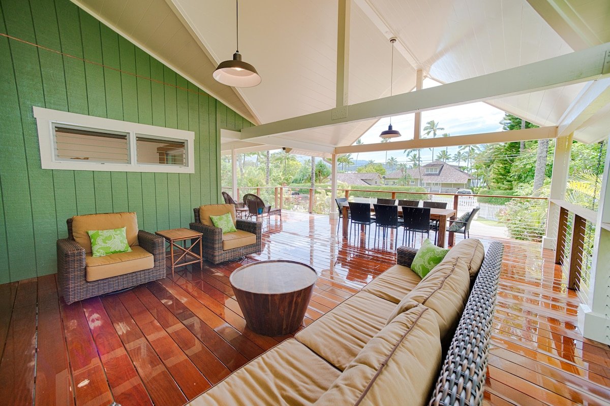 Sunny Hanalei home, steps from beach and town. gallery image 3