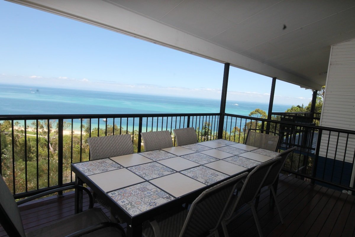 Nirvana – Spectacular Bay Views gallery image 2