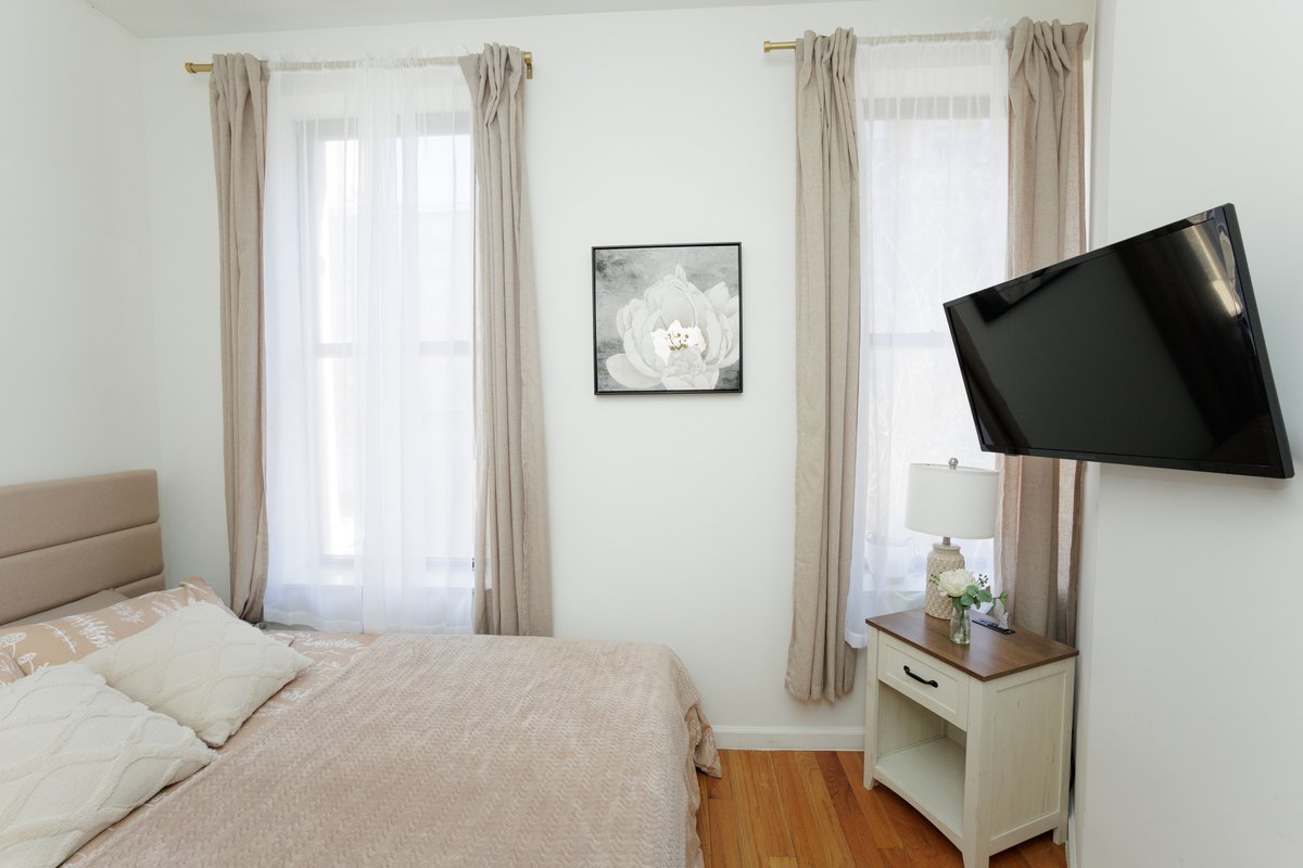 New York City 5-Bed Suite C