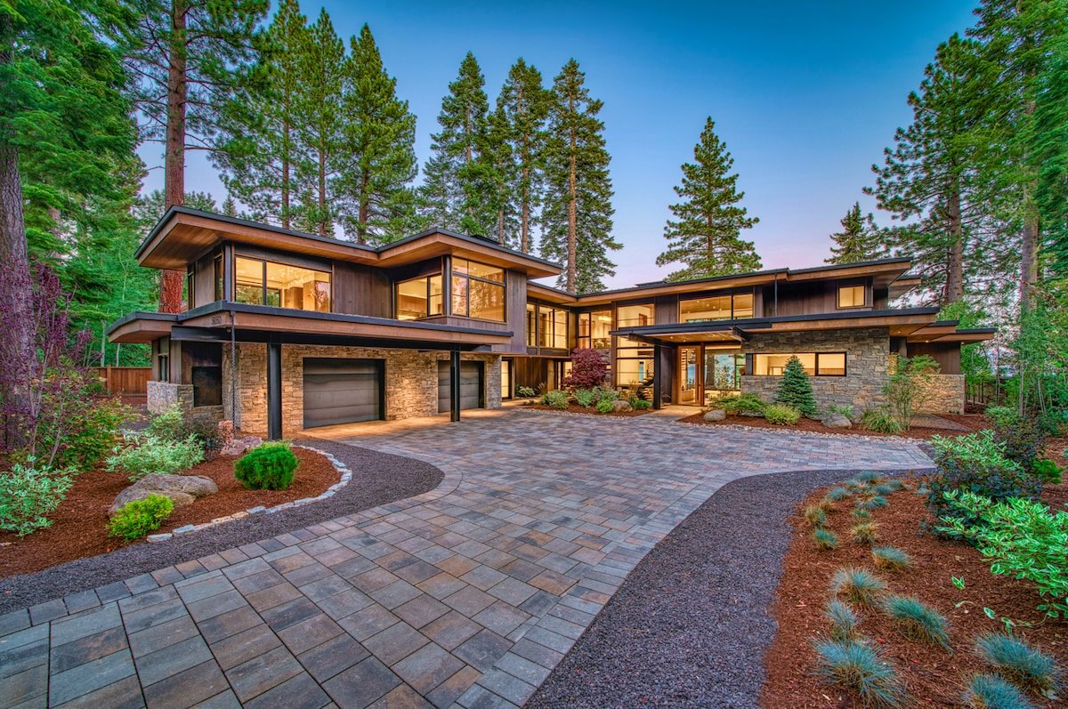Stunning Modern Lakefront w/Buoy (Peace of Tahoe)