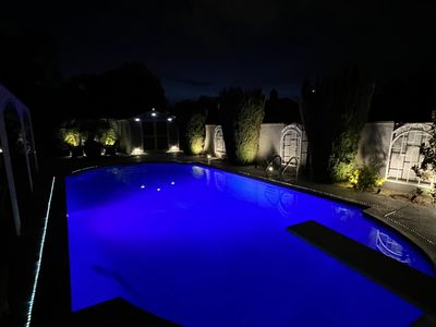 New! Oasis Home Las Vegas with pool & Jacuzzi