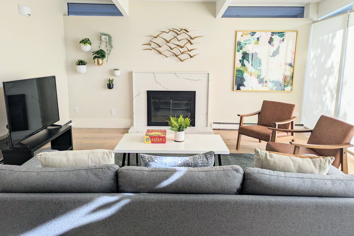 Fully Remodeled Home AC-WiFi-Stanford-Go0gle