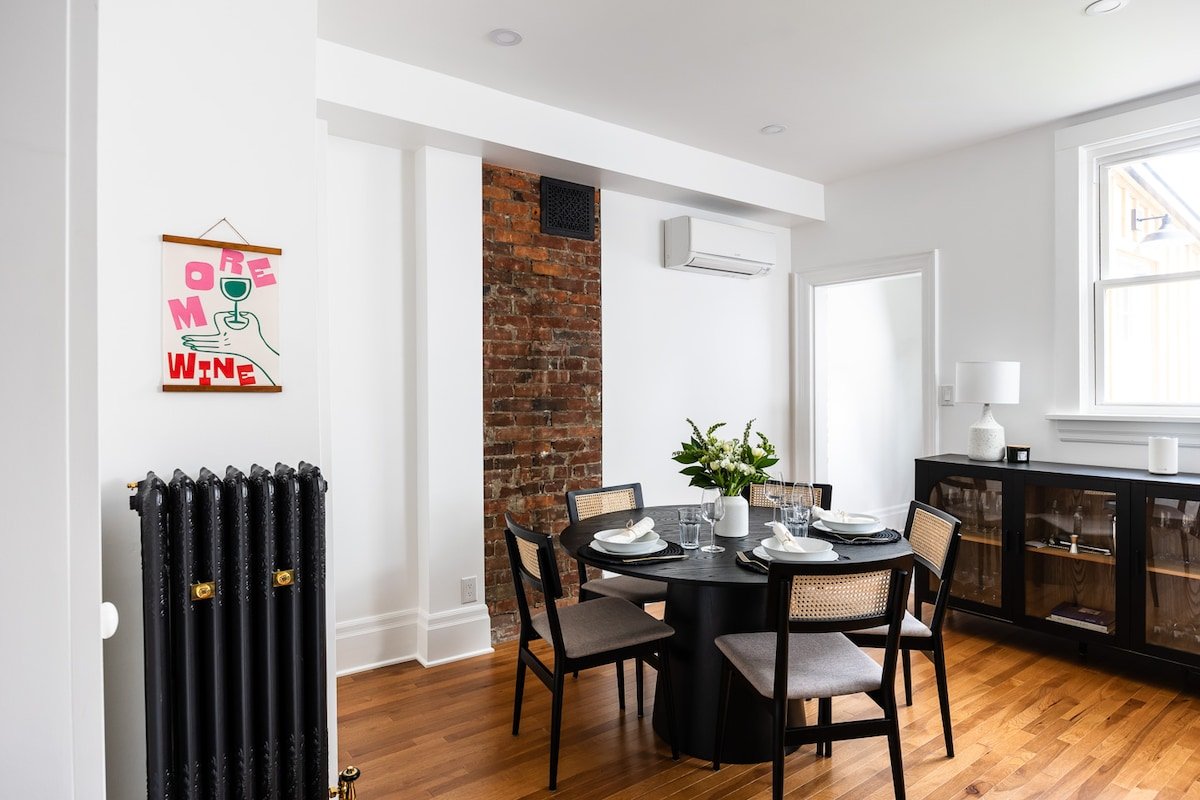 The Shannon House – 4Bed/2Bath + Free Parking! gallery image 4