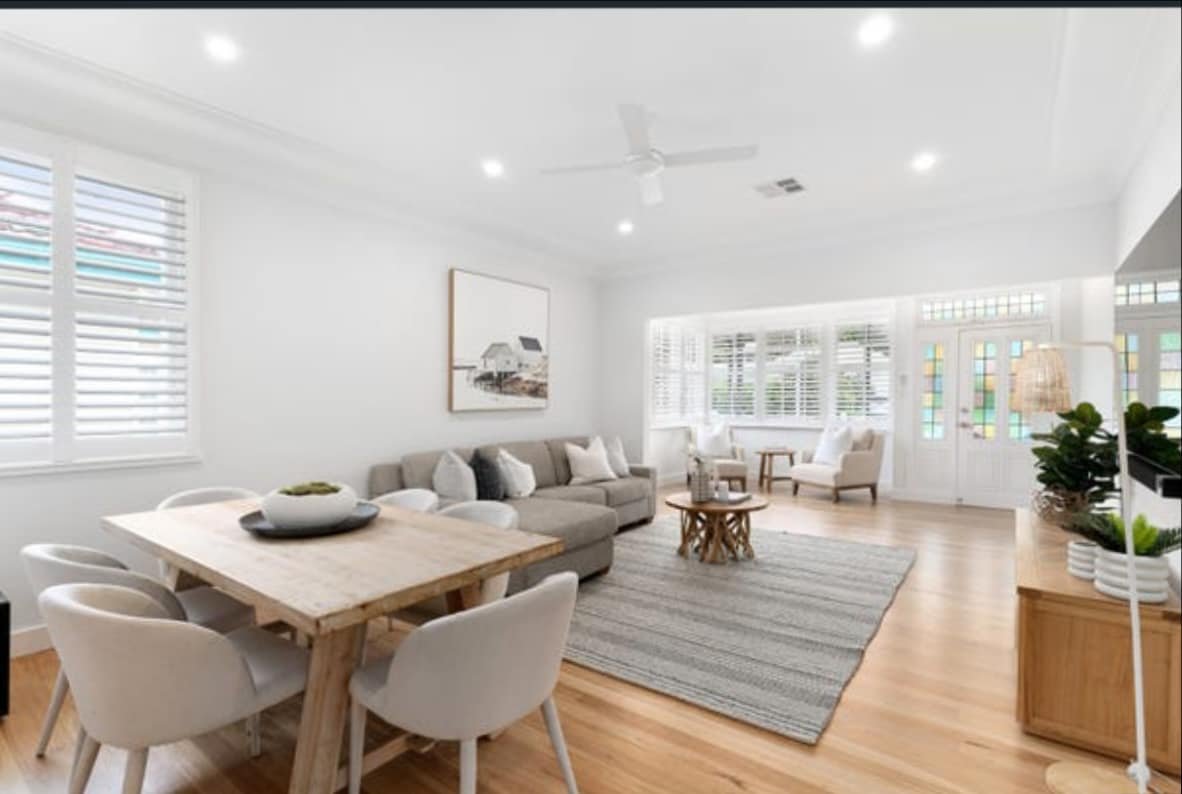 Charming Bayside Home gallery image 3