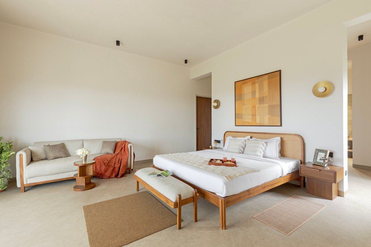 Aurum Villa: 4BR hilltop retreat, Udaipur gallery image 2