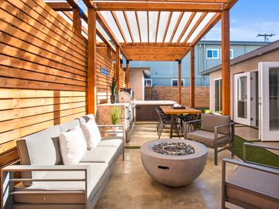 Dream HOUSE Steps to Beach & Bay