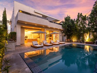 West Hollywood Haven: Pool, Chef’s Kitchen & More