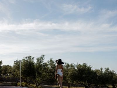 Porto Cali, Earthy Elegance in Timeless Nature