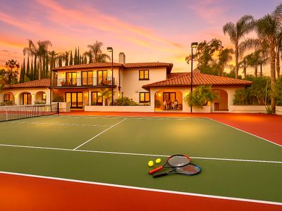 Estate w/Heated Pool/Jacuzzi and Tennis Court