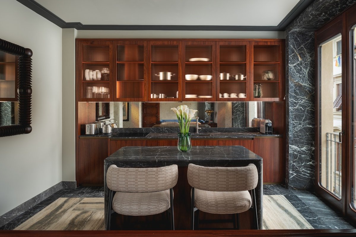 Luxury One-Bedroom Apartment