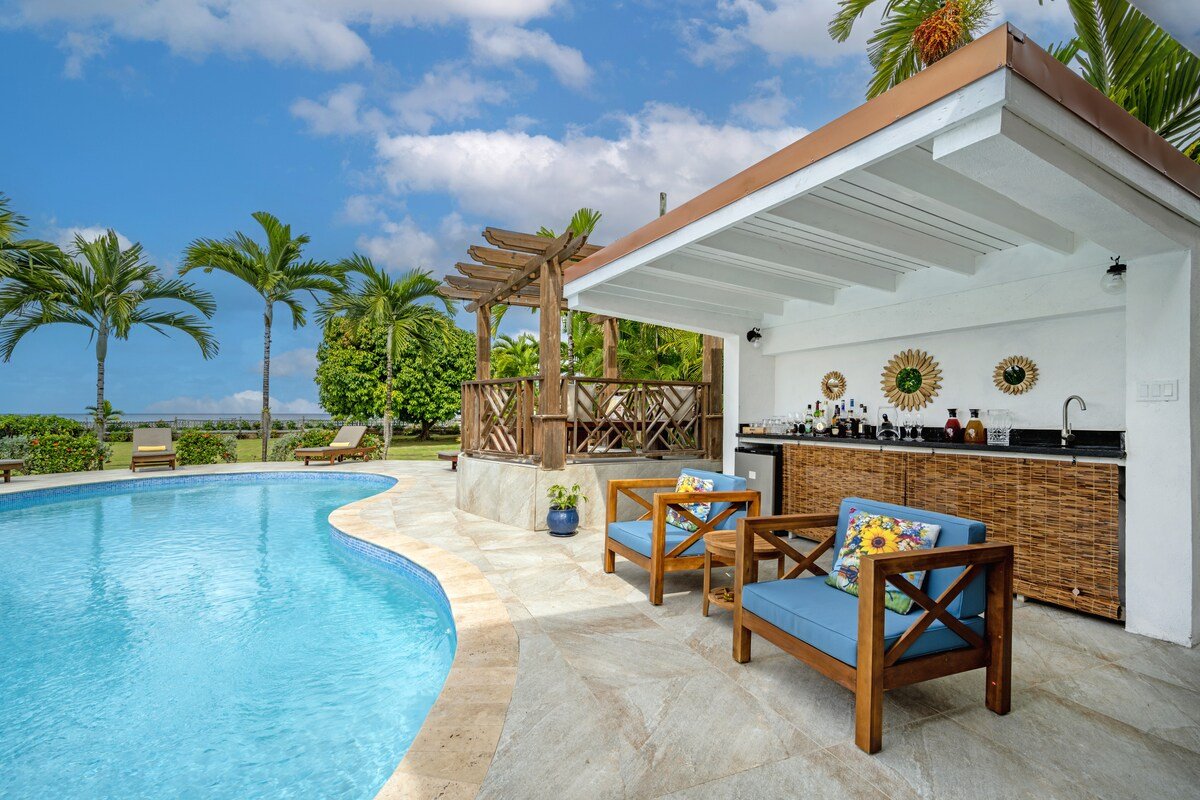 Sun Spot Villa On The Beach gallery image 5